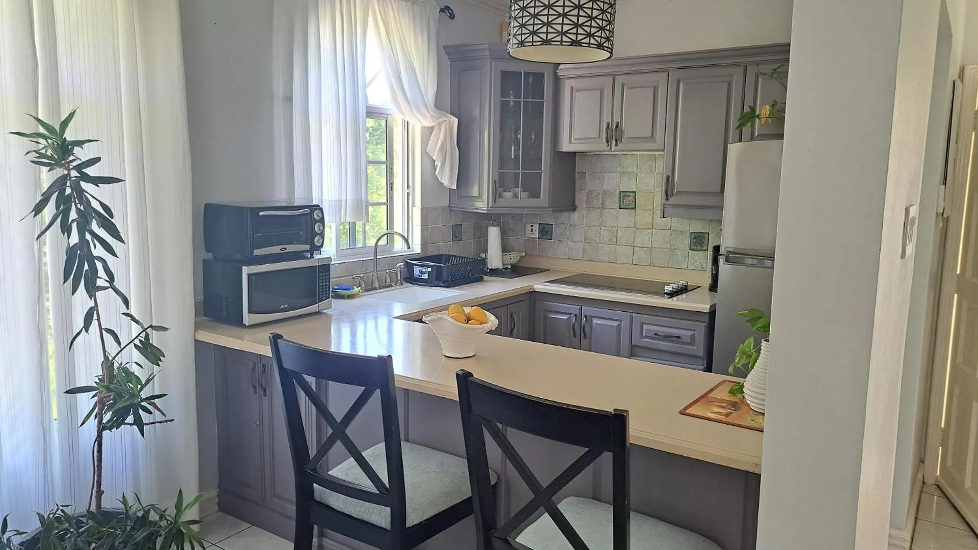 Ivory Tower Ocho Rios Διαμέρισμα 0*,  Τζαμάικα